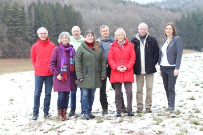 Gruppenfoto der ersten acht Kandidaten zur Kommunalwahl 2026 in Oberzent